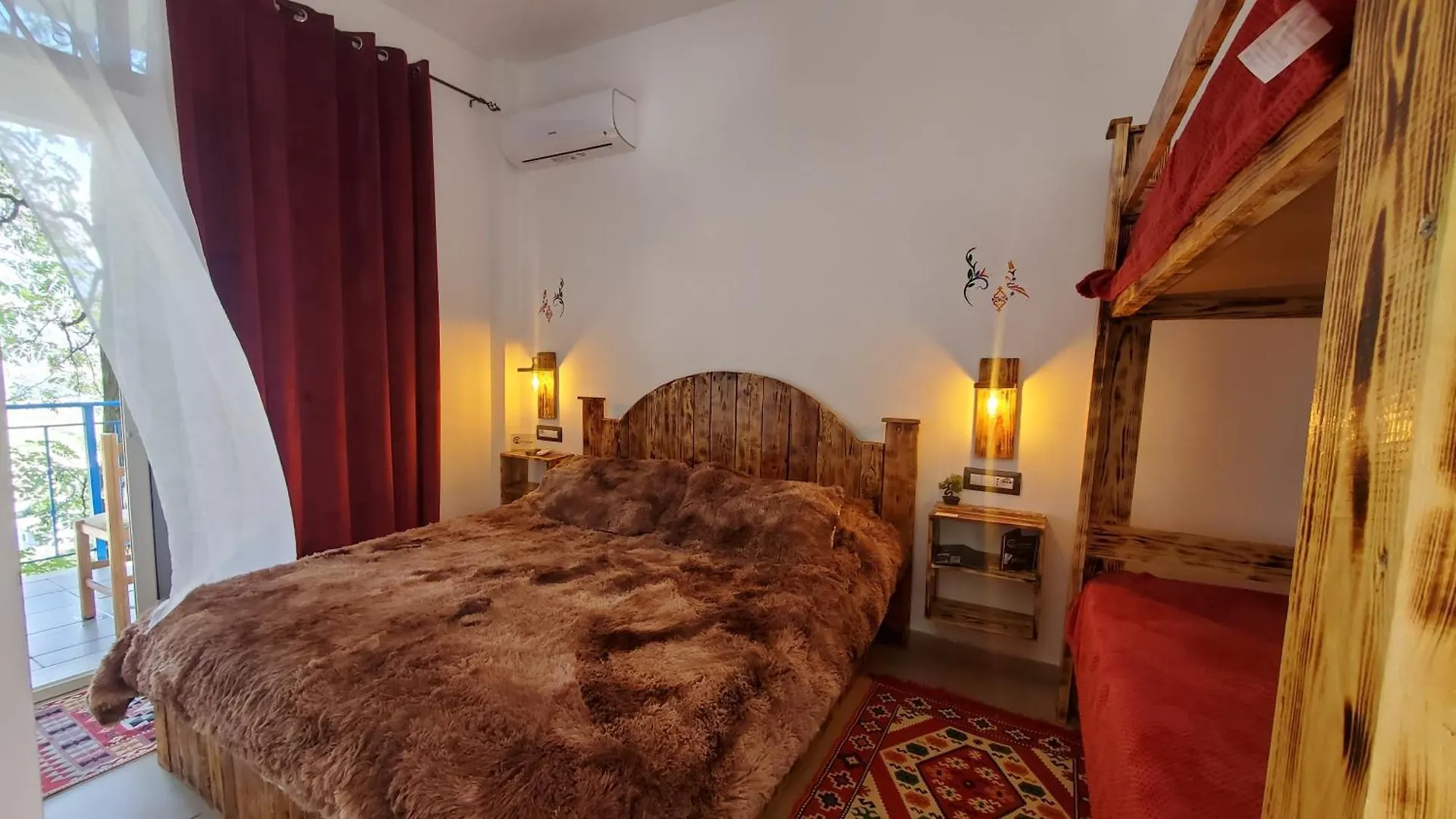 Clockwise Guestrooms Gjirokaster