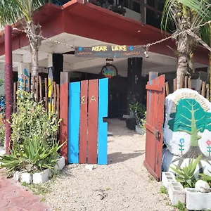 https://near-lake-hostal.quintano-roohotels.com