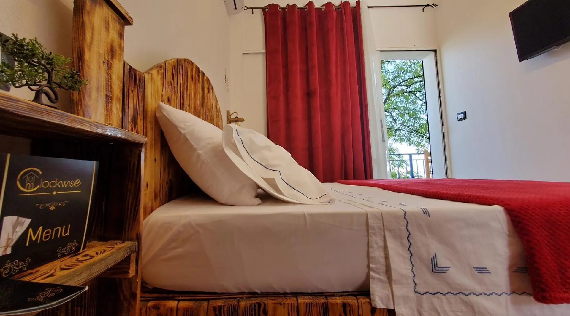 Clockwise Guestrooms Gjirokaster Guest house
