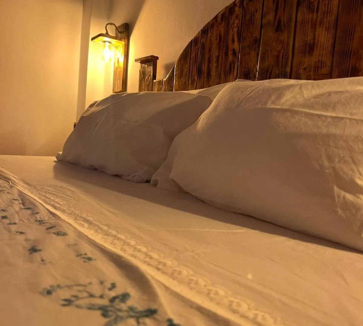Clockwise Guestrooms Gjirokaster